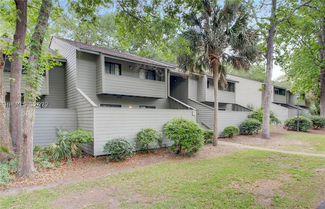 1185 Village Creek Ln., Mount Pleasant, SC 29464