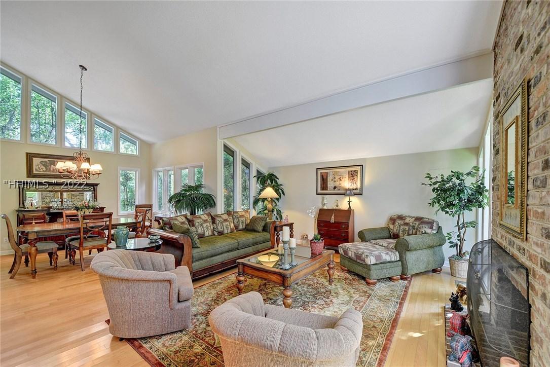 11 Red Oak Rd., Hilton Head Island, SC 29928