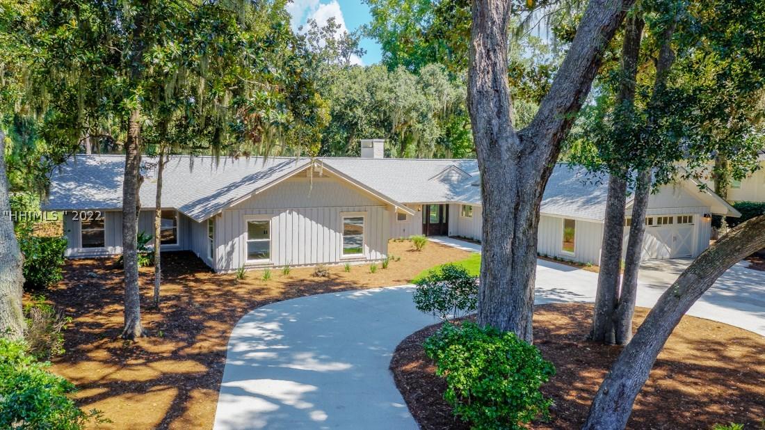 28 Willow Oak Rd., Hilton Head Island, SC 29928