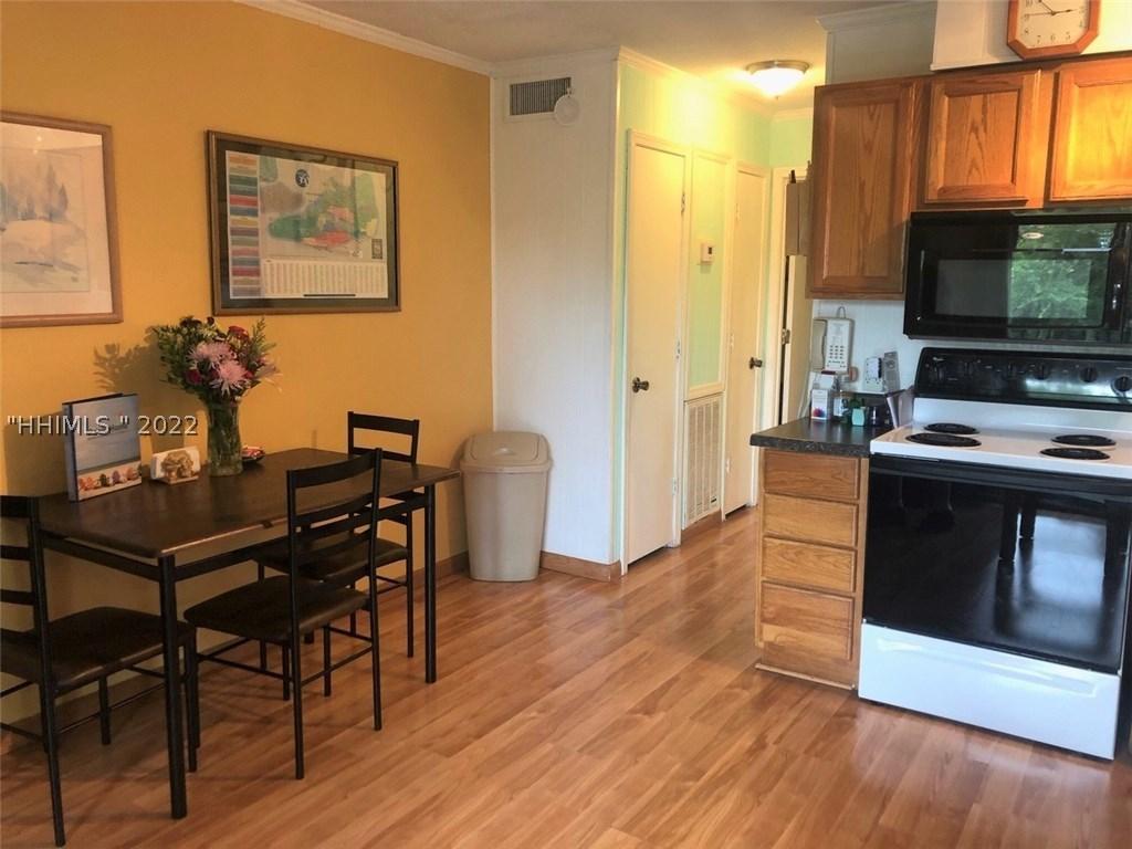 40 Folly Field Rd. #C203, Hilton Head Island, SC 29928