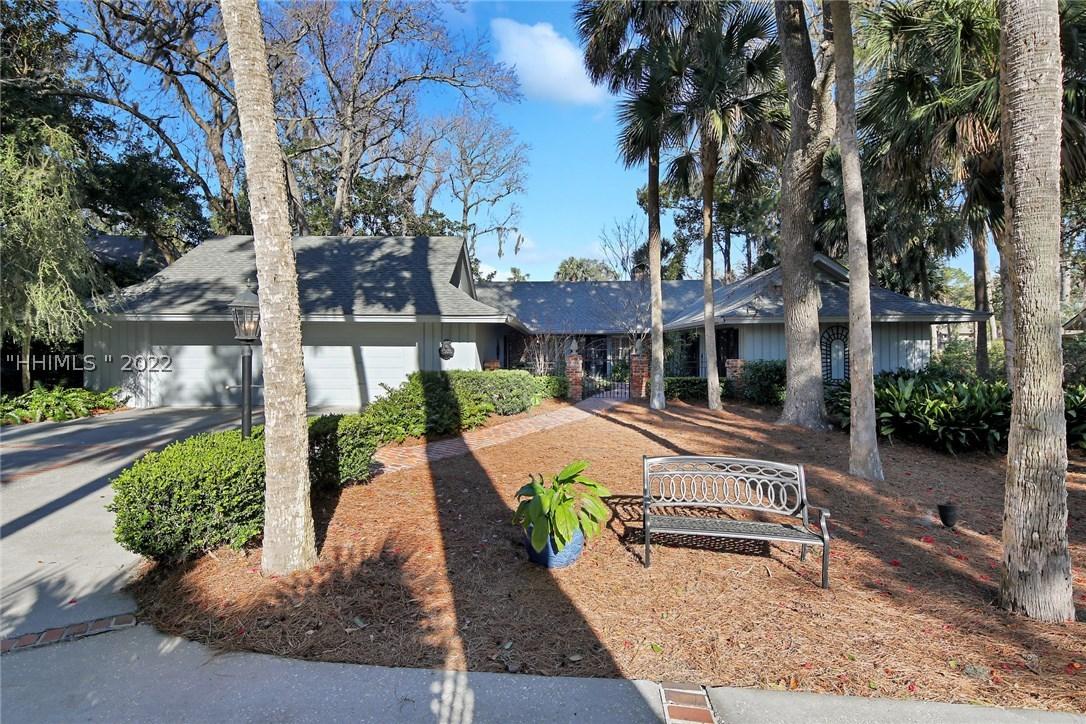 12 Woodbine Pl., Hilton Head Island, SC 29928