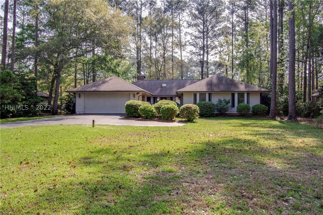 25 Fairway Dr., Bluffton, SC 29910
