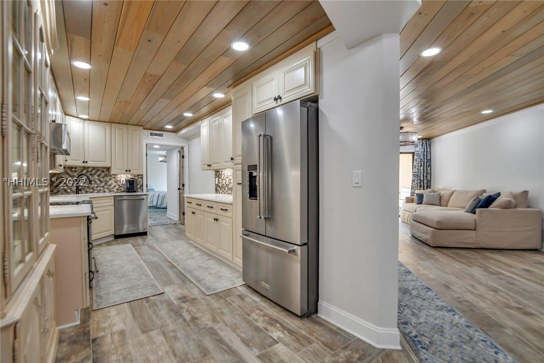 10 Lemoyne Ave. #207, Hilton Head Island, SC 29928