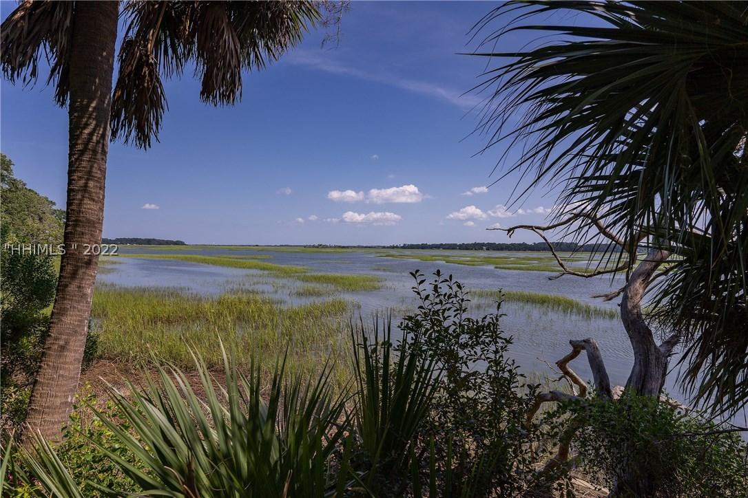 160 Gautier Pl., Beaufort, SC 29902