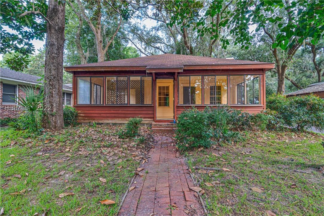 39 Oyster St., Bluffton, SC 29910
