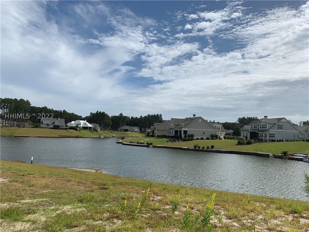 196 Flatwater Dr., Bluffton, SC 29910