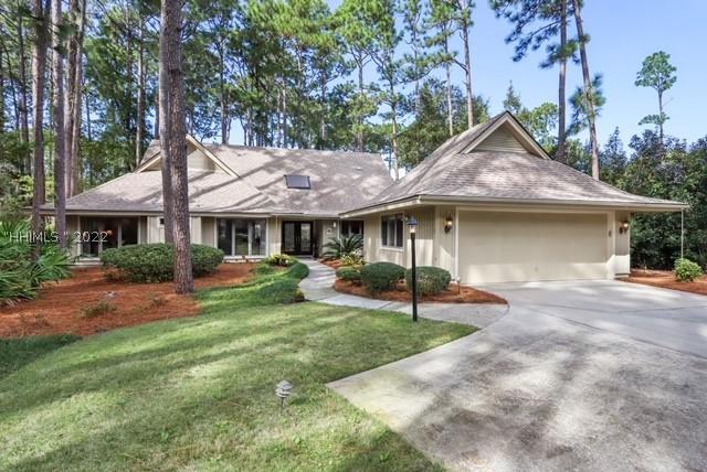 17 Lenora Dr., Hilton Head Island, SC 29926