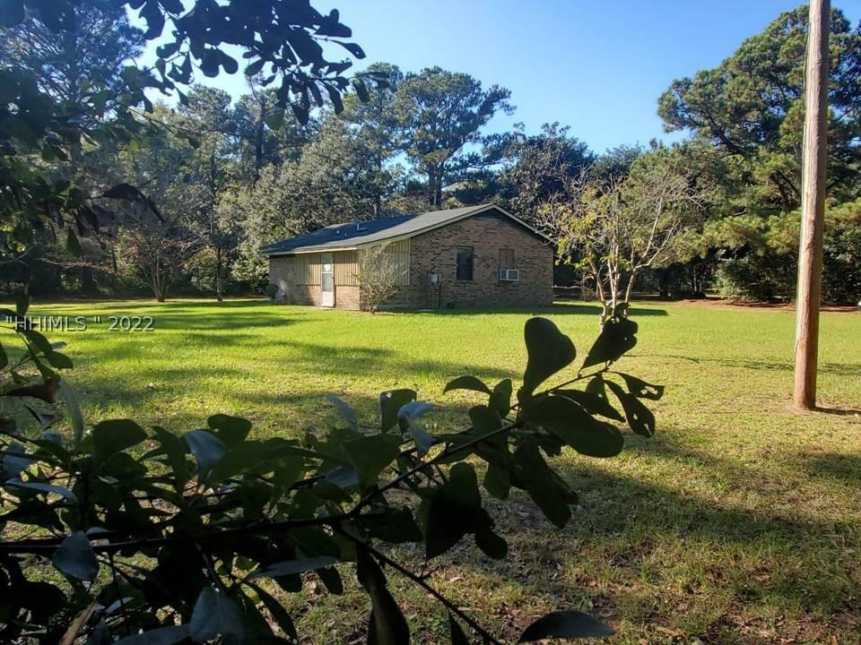 2 Wiley Rd., Hilton Head Island, SC 29926
