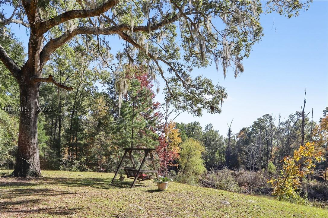 63 Davis Rd., Bluffton, SC 29910