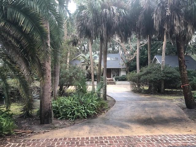 15 Rum Row, Hilton Head Island, SC 29928