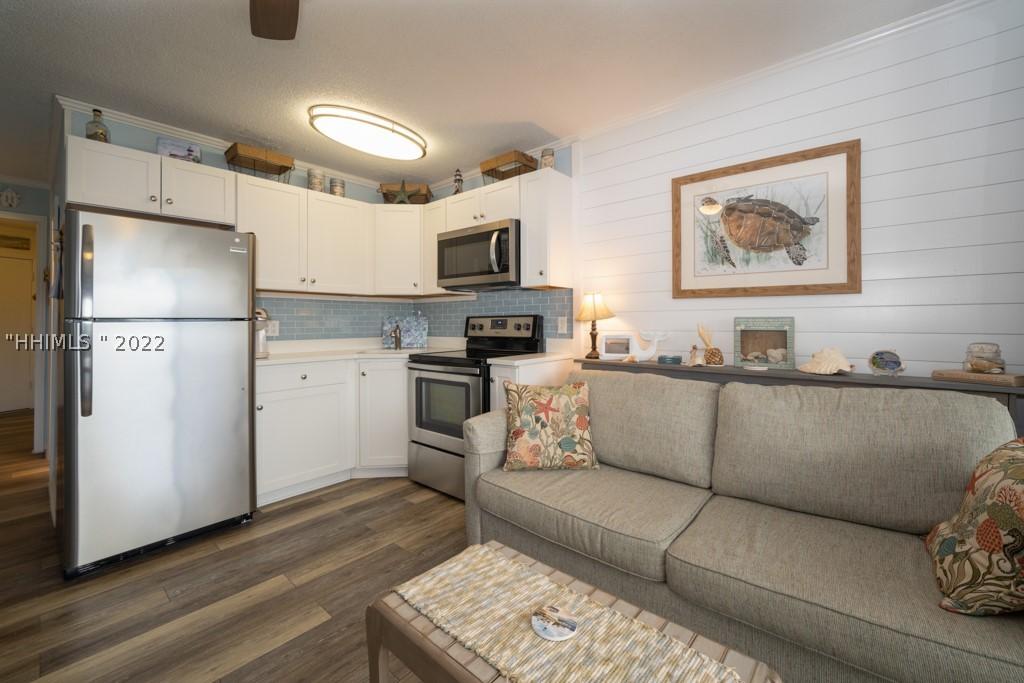 23 S Forest Beach #306, Hilton Head Island, SC 29928