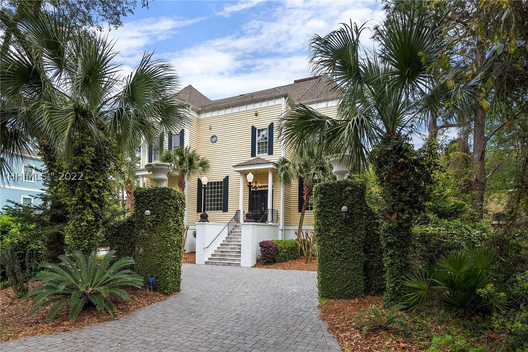 19 Burkes Beach Rd., Hilton Head Island, SC 29928