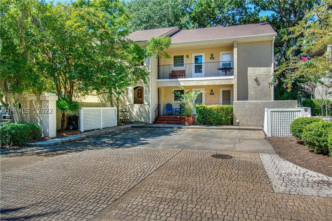 2 Wimbledon Ct. #209, Hilton Head Island, SC 29928