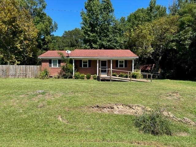 2132 Ehrhardt Rd., Ehrhardt, SC 29081