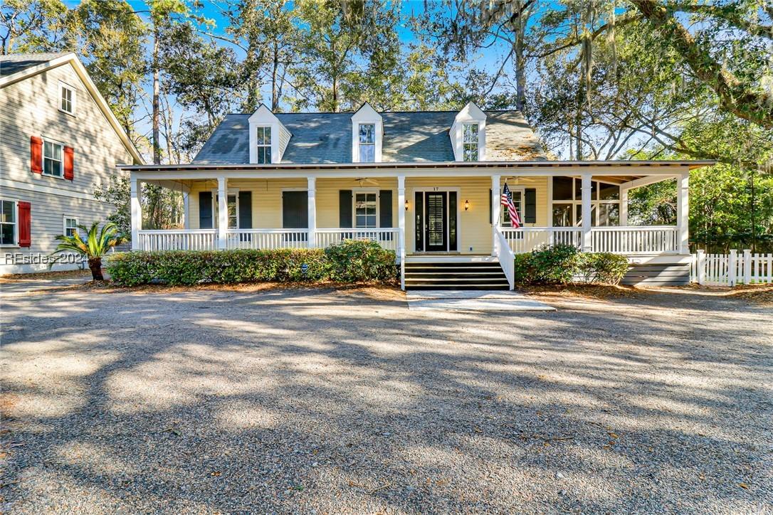 17 Lawrence St., Bluffton, SC 29910