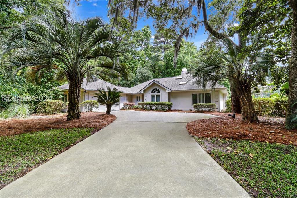 7 Whitney Pl., Hilton Head Island, SC 29926