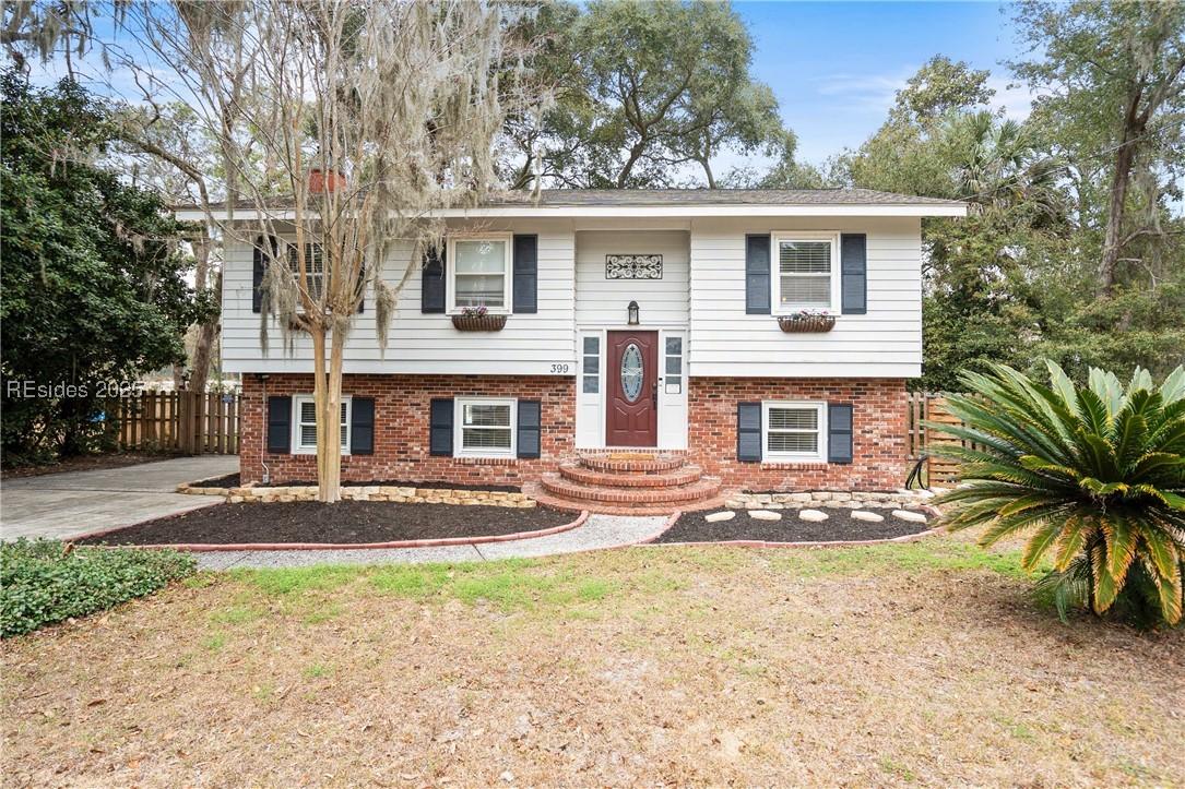 399 Broad River Dr., Beaufort, SC 29906