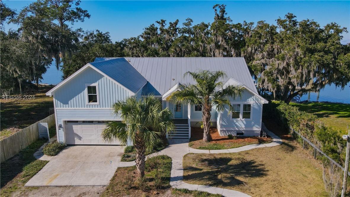 1734 Riverside Dr., Port Royal, SC 29935