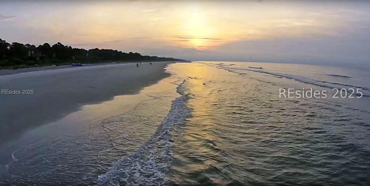18 Wood Ibis Rd., Hilton Head Island, SC 29928