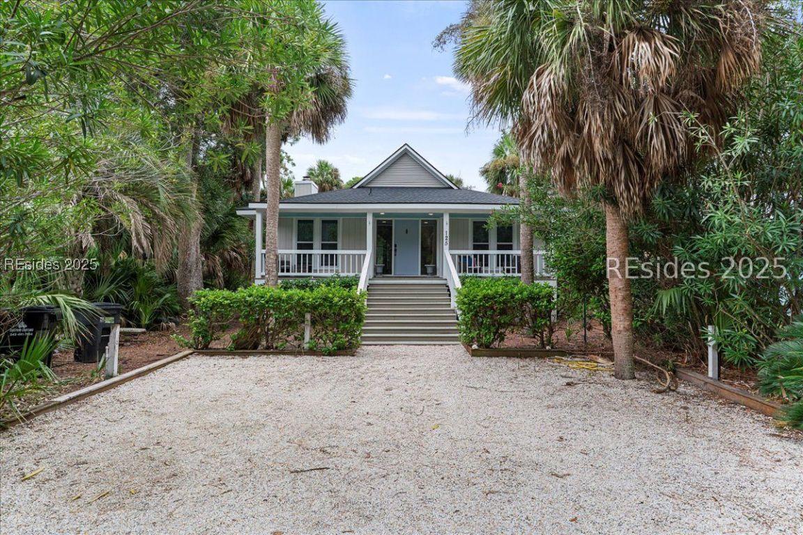 125 Sea Otter Ln., St Helena Island, SC 29920