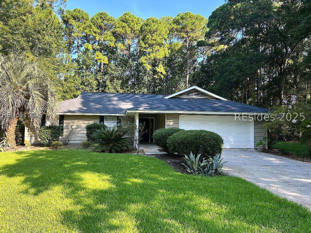 37 N Wade Hampton Ct., St Helena Island, SC 29920