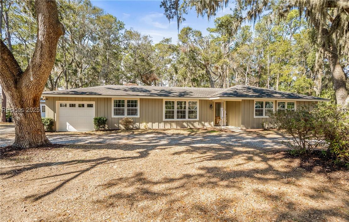 2530 Azalea Dr., Beaufort, SC 29902