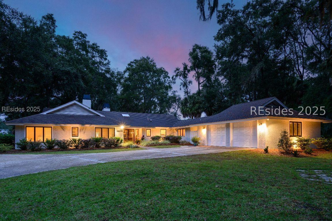 32 Timber Ln., Hilton Head Island, SC 29926