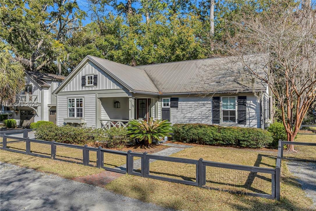13 Lawrence St., Bluffton, SC 29910