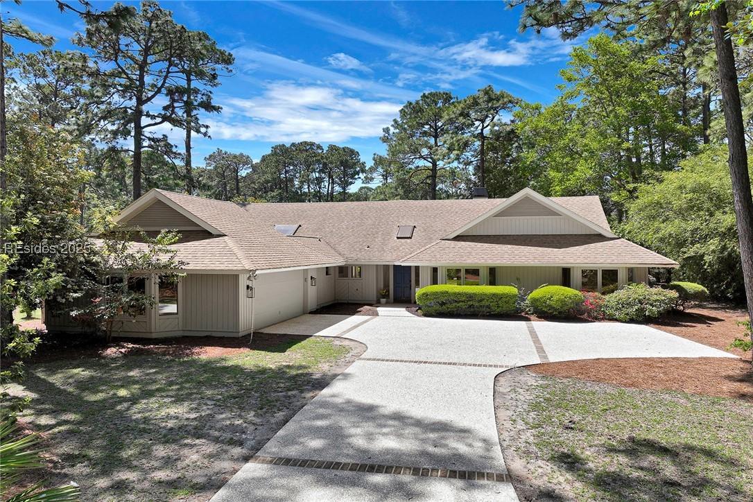 8 Wild Holly Ct., Hilton Head Island, SC 29926