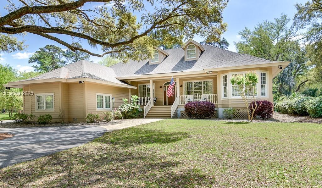 30 Suttlers Row, Hilton Head Island, SC 29928