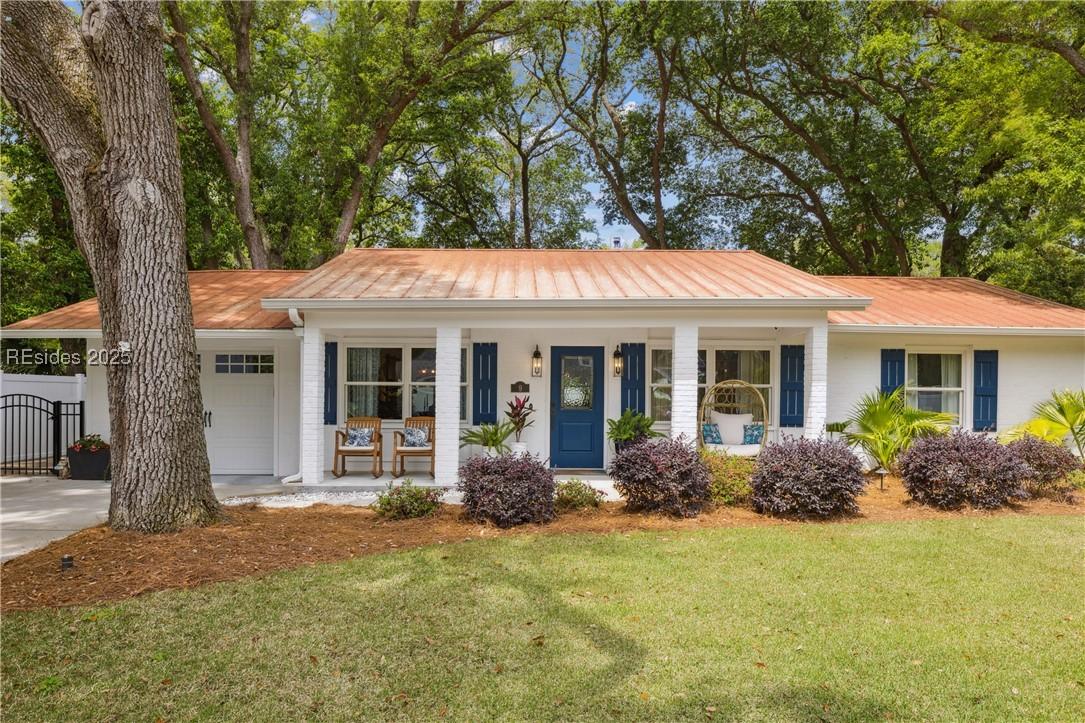 9 Camellia St, Hilton Head Island, SC 29928
