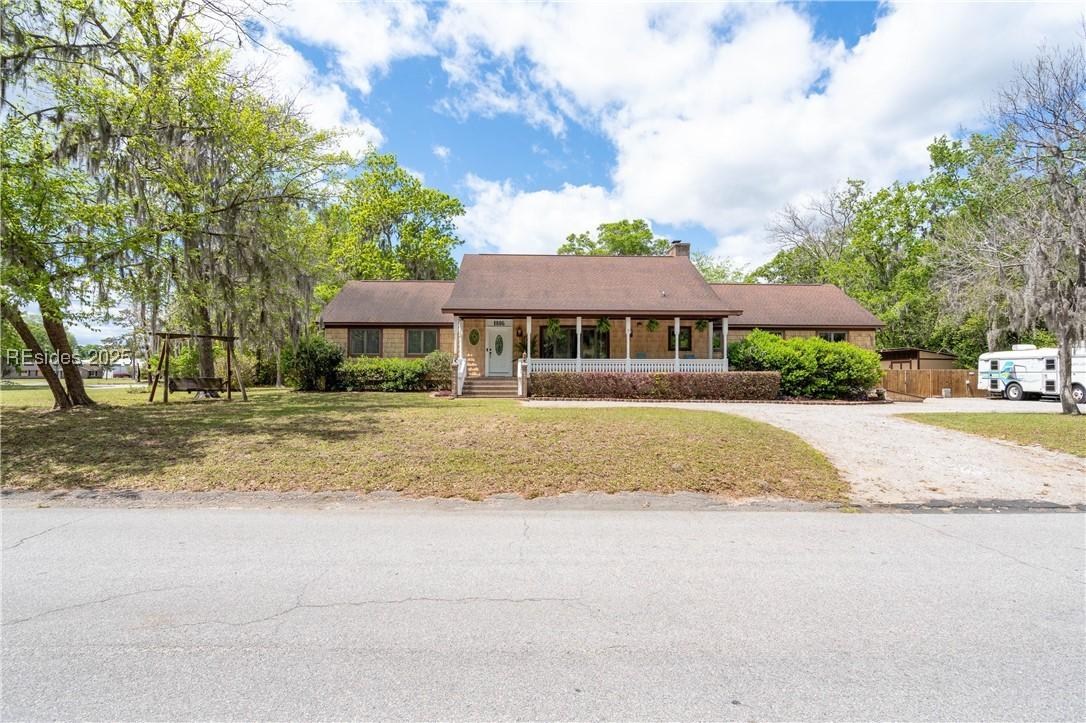 1806 Courtland St., Port Royal, SC 29935