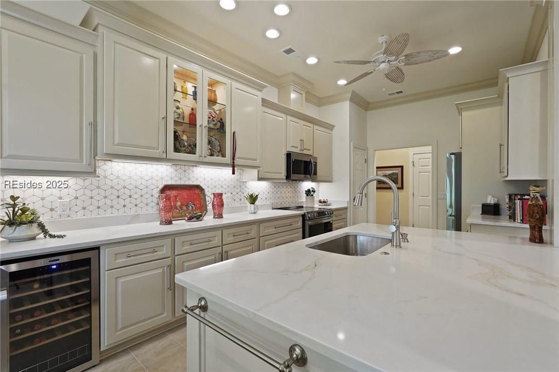 38 Wax Myrtle Ct., Hilton Head Island, SC 29926
