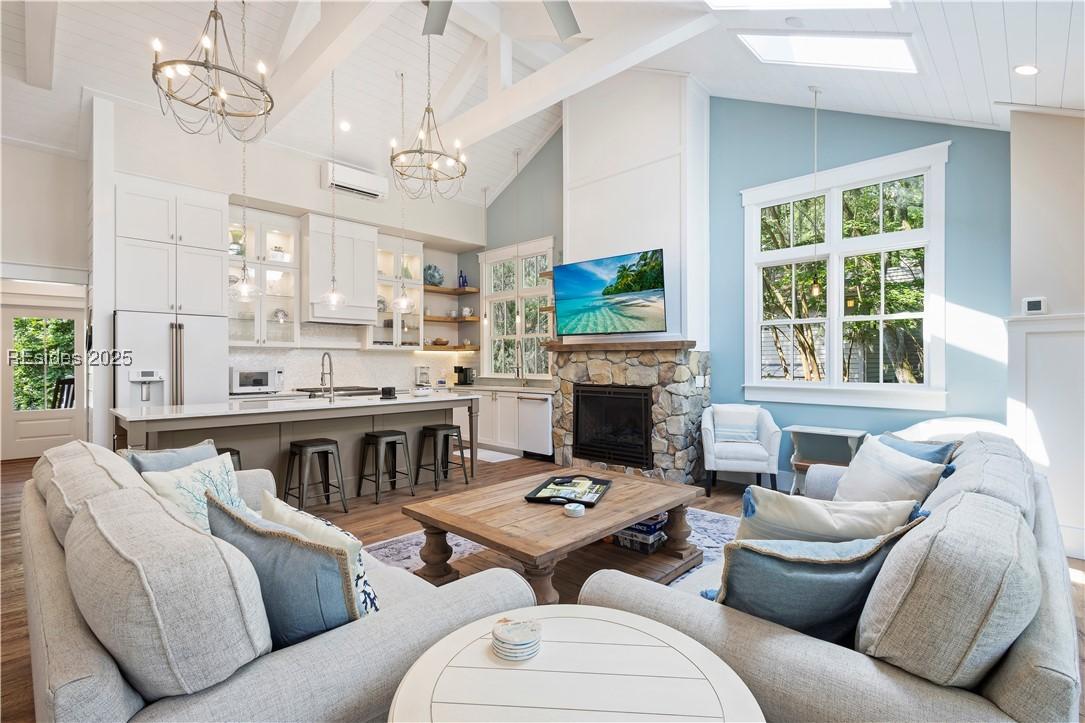 39 Oak Ct., Hilton Head Island, SC 29928