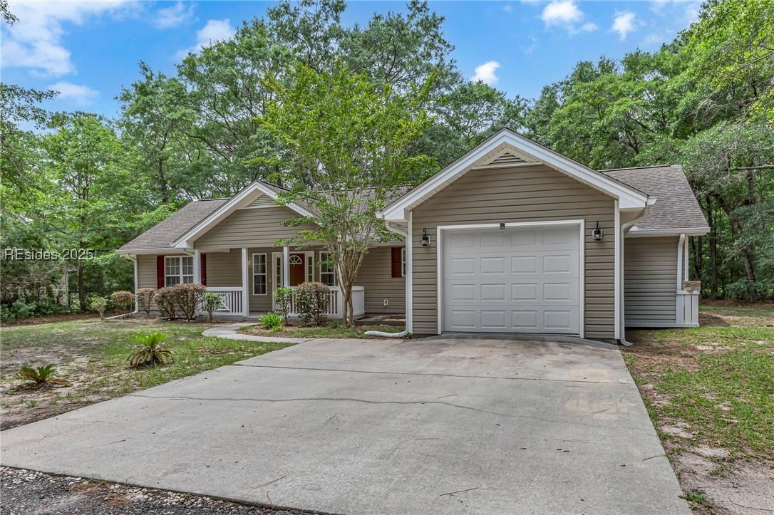 695 Sams Point Rd., Beaufort, SC 29907
