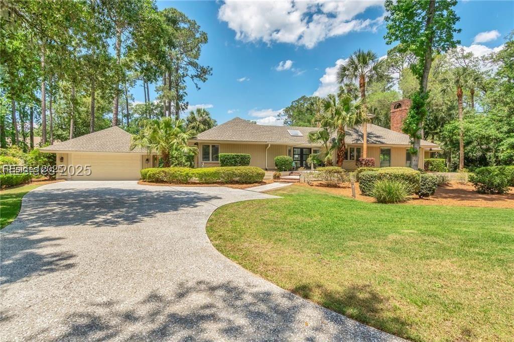 8 Lavington Rd., Hilton Head Island, SC 29928