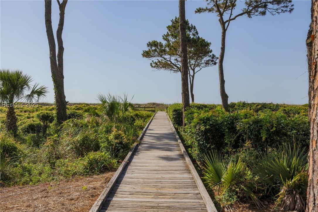 31 S Forest Beach #19, Hilton Head Island, SC 29928