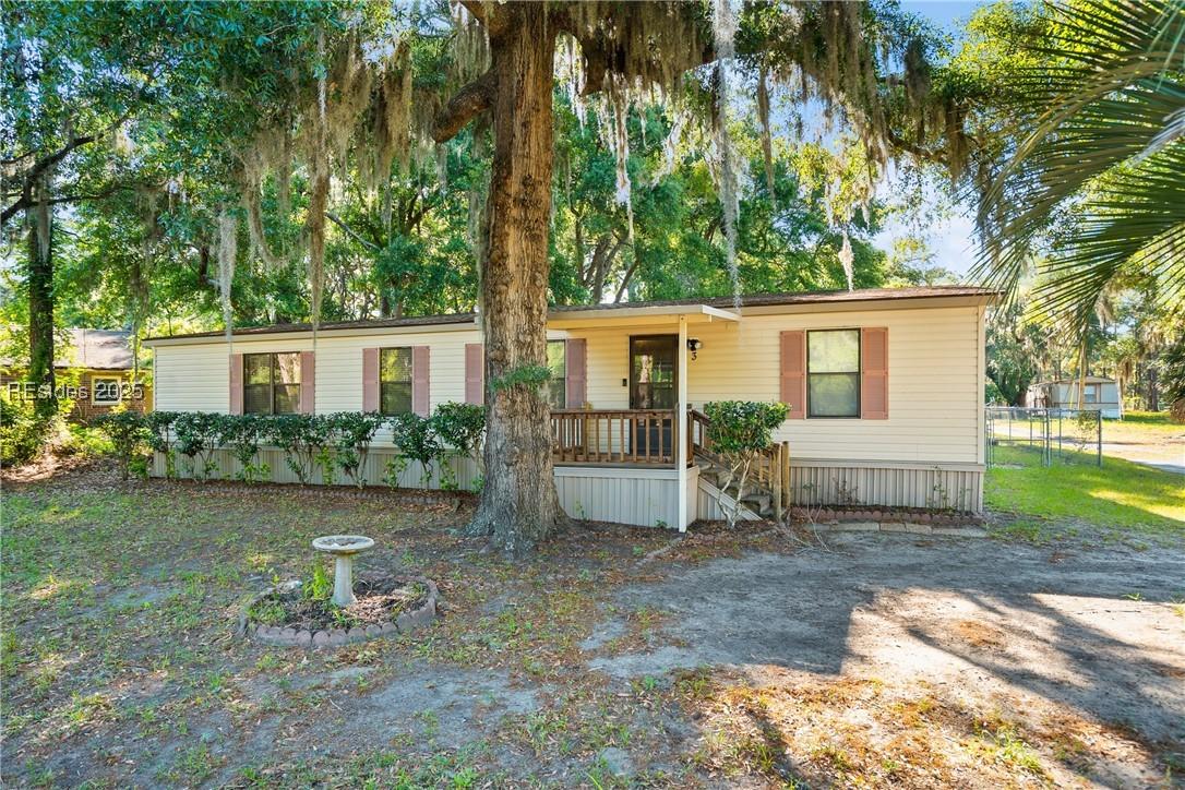 3 Santee Ln., Beaufort, SC 29906