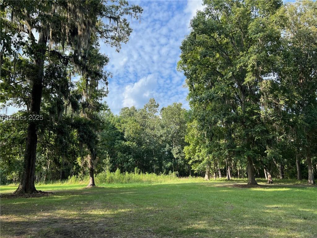 2300 Cherry Hill Rd., Ridgeland, SC 29936