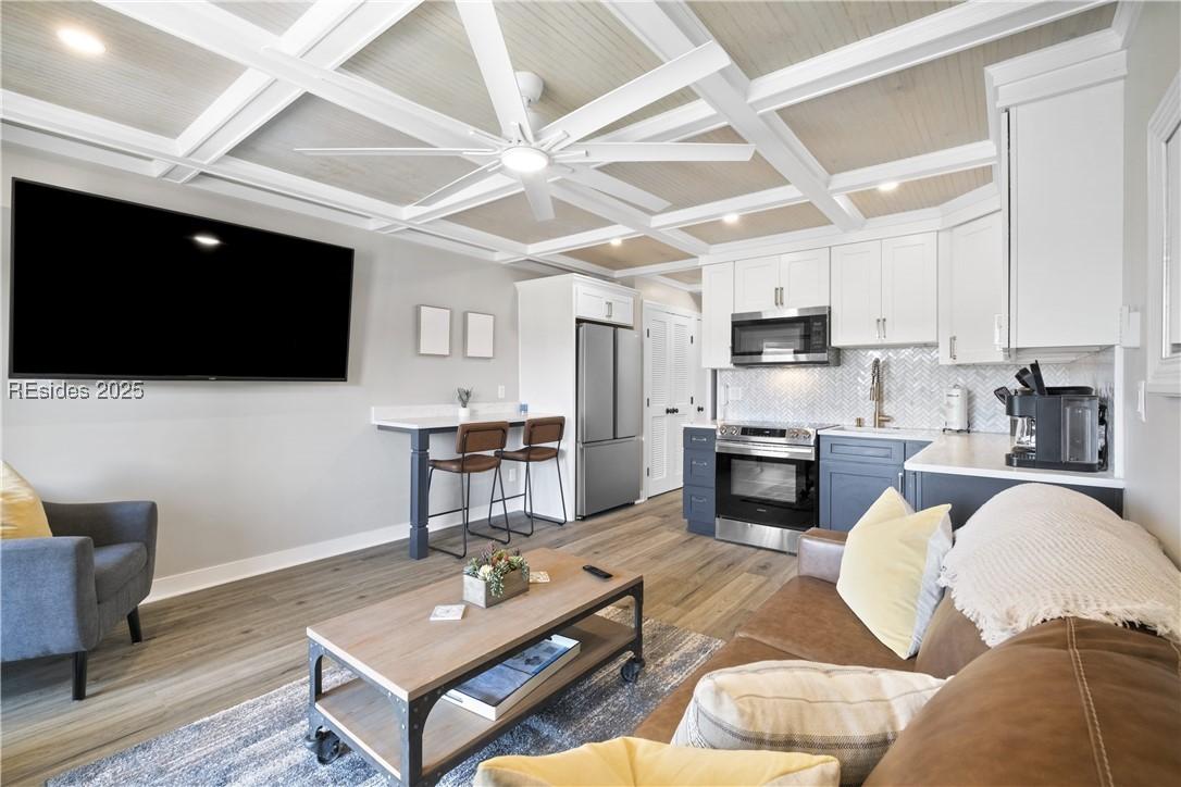 40 Folly Field Rd. #B209, Hilton Head Island, SC 29928