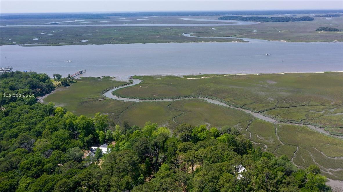 68 Carvin Rd, Daufuskie Island, SC 29915
