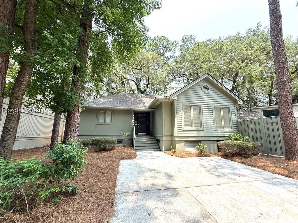 25 Wildwood Rd., Hilton Head Island, SC 29928