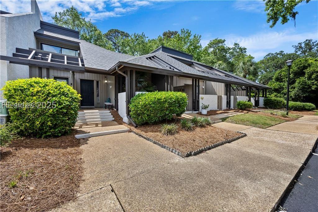 100 Shipyard Dr. #203, Hilton Head Island, SC 29928