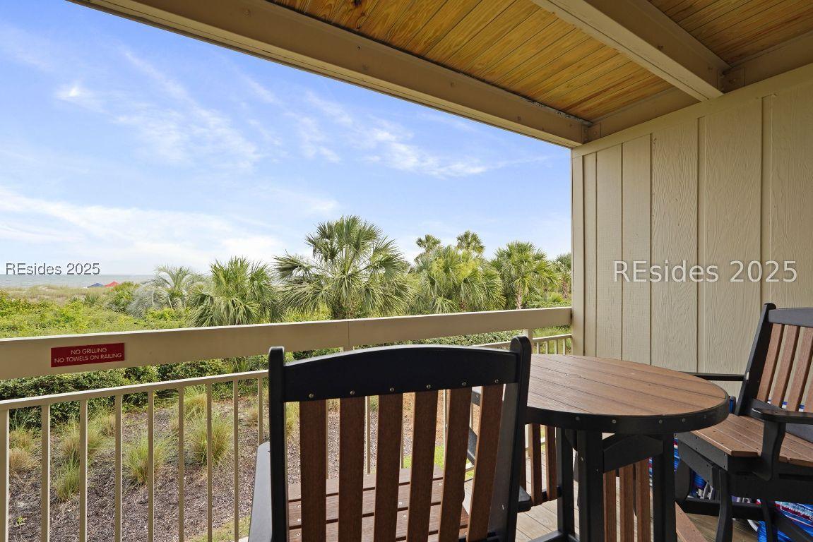 136 N Forest Beach Dr., Hilton Head Island, SC 29928