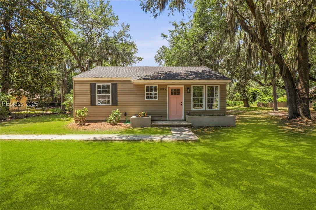 1809 Battery Park Dr., Port Royal, SC 29935