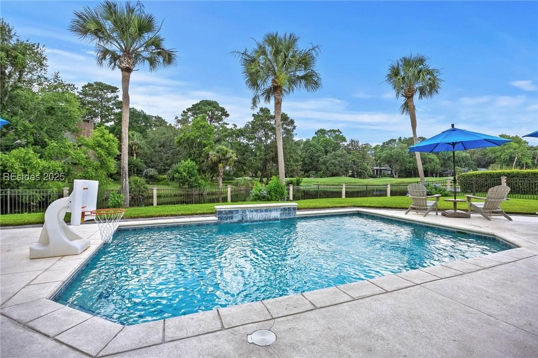 11 Ridgewood Ln., Hilton Head Island, SC 29928