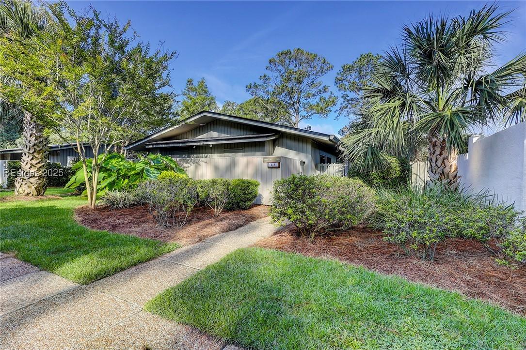 212 Greenwood Dr. #315, Hilton Head Island, SC 29928