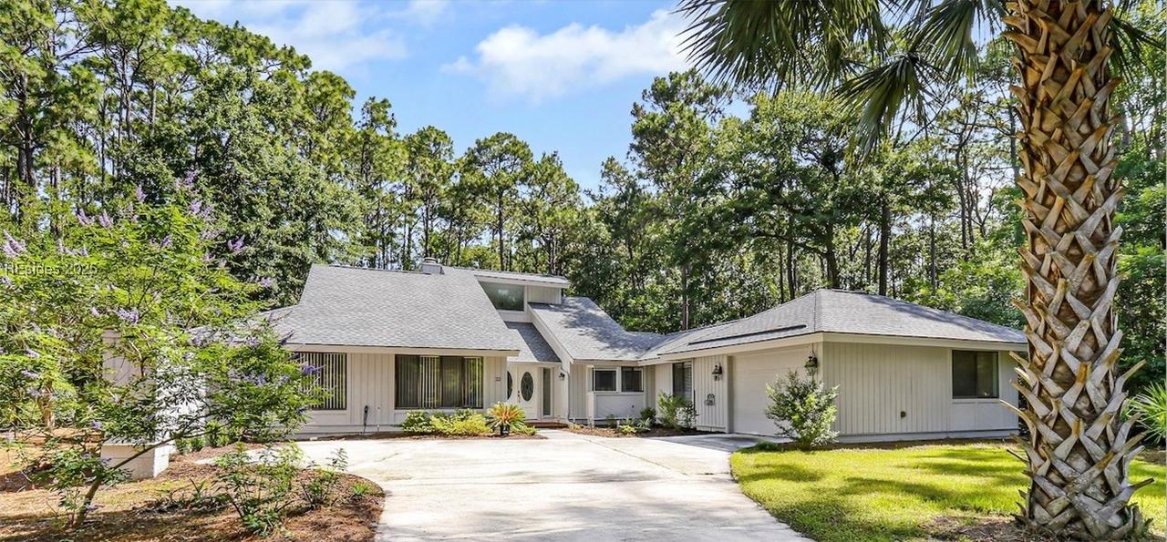 22 Headlands Dr., Hilton Head Island, SC 29926