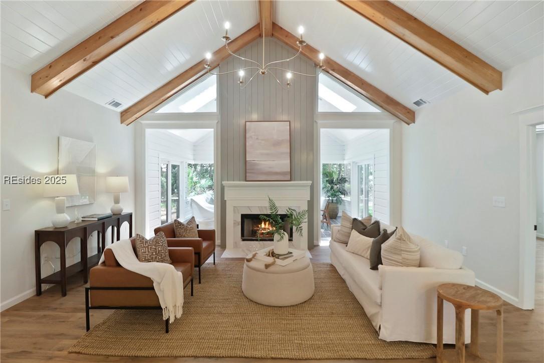 42 Pineland Rd., Hilton Head Island, SC 29926