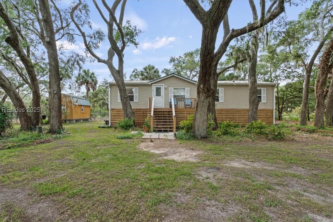 4 View Point Cir., St Helena Island, SC 29920